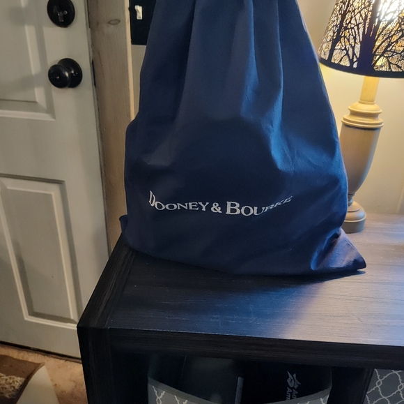 Dooney and Bourke bag NWOT - Picture 8 of 12